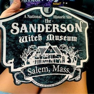 Hocus Pocus Sanderson Witch Museum Crossbody Bag Purse sold out online
